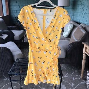 Sweet yellow dress by Show Lei. Size small. New